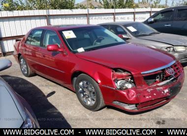 2011-cadillac-dts-premium-collection