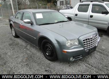 2006-chrysler-300-sedan_article