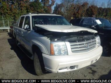 2003 CADILLAC ESCALADE EXT 4 Door EXT Cab Pk