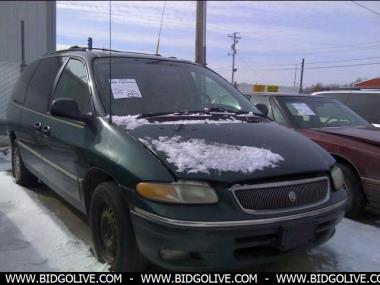 1996 CHRYSLER TOWN & COUNTRY LXI Sport Van